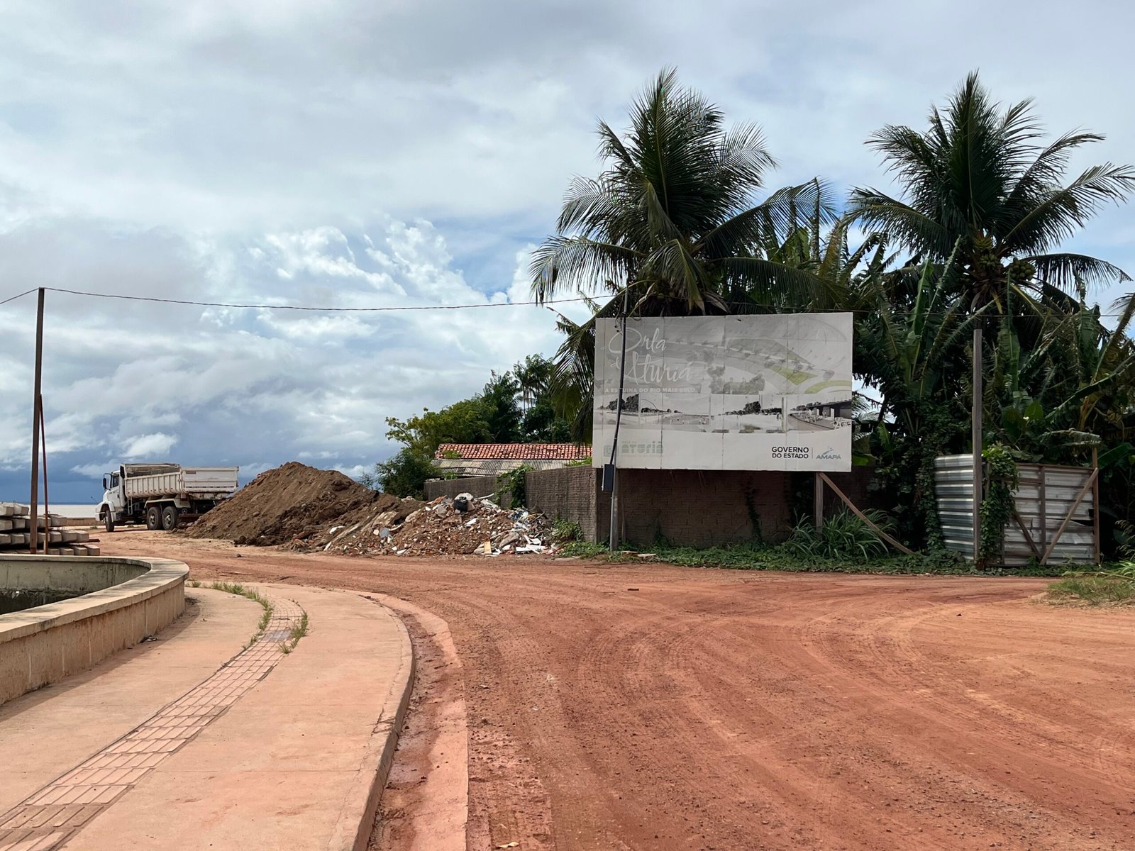 RETROSPECTIVA 2025 | Governo Clécio encerra o ano com obras travadas, espaços abandonados, investigações federais e rejeição elevada